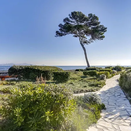 Apartamento Les Louvans-4 By Interhome
