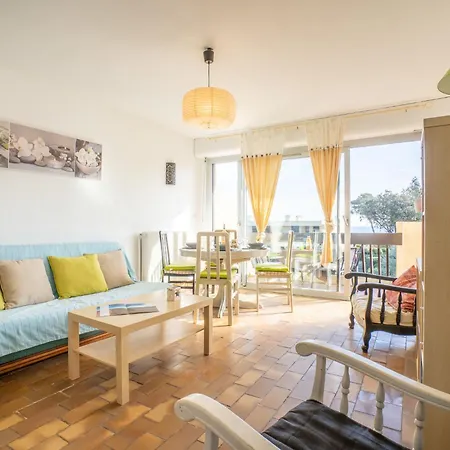 Les Louvans-4 By Interhome *