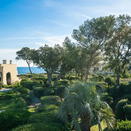Les Louvans-4 * Saint Aygulf