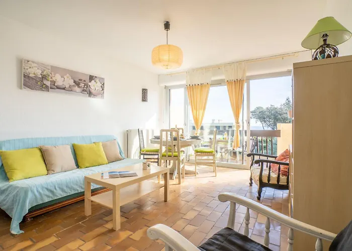 Les Louvans-4 By Interhome *